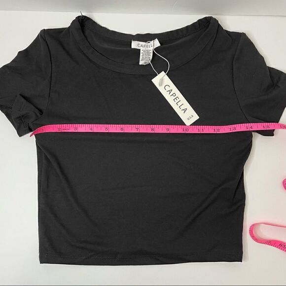 NWT!Medium Crop Top| black basic tee - Picture 3 of 7
